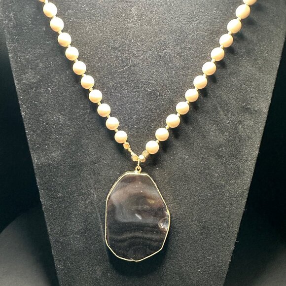 Kinsley Armelle Jewelry - Kinsley Armelle Onyx Collection Tawny Necklace - NWT